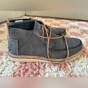 Toms Boots (M 10.5)